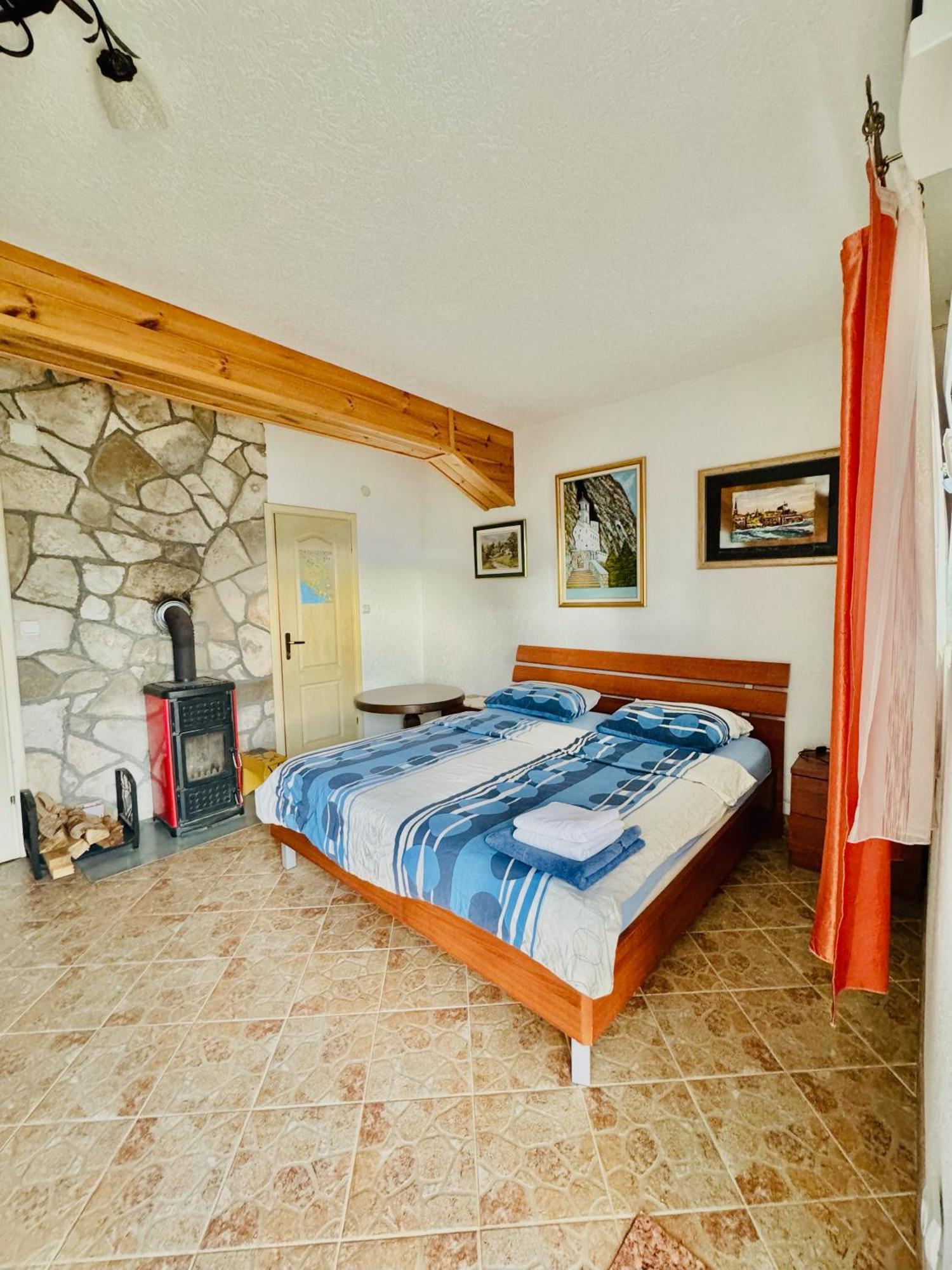 Apartmani Vukomanovo Mojkovac Buitenkant foto
